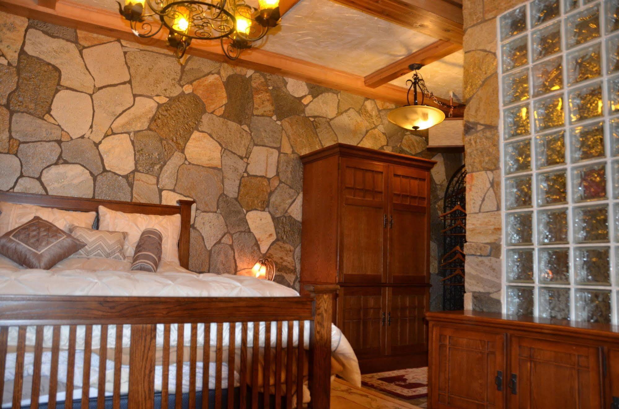 Where Eagles Fly Bed & Breakfast Elk Point Kültér fotó